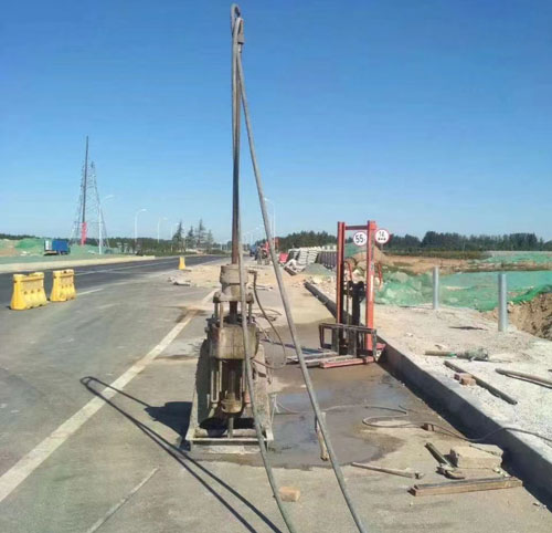 沂水公路高聚物注浆加固